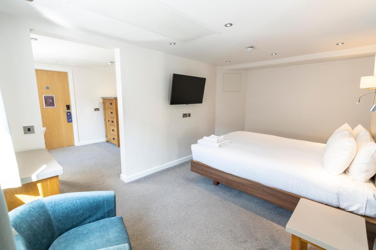 The Waterside Hotel And Leisure Club Manchester Buitenkant foto